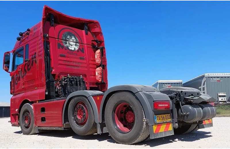 MAN TGX 26.510 2stk . Special interior. pusher 6x2/2. - Vilkikas: foto 5 MAN TGX 26.510 2stk . Special interior. pusher 6x2/2. - Vilkikas: foto 5