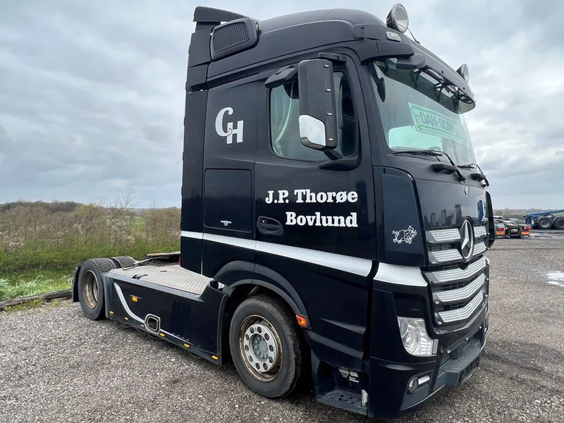 Mercedes-Benz Actros 1843 Special Interior. Air / Air suspension. Euro 6 - Vilkikas: foto 2 Mercedes-Benz Actros 1843 Special Interior. Air / Air suspension. Euro 6 - Vilkikas: foto 2