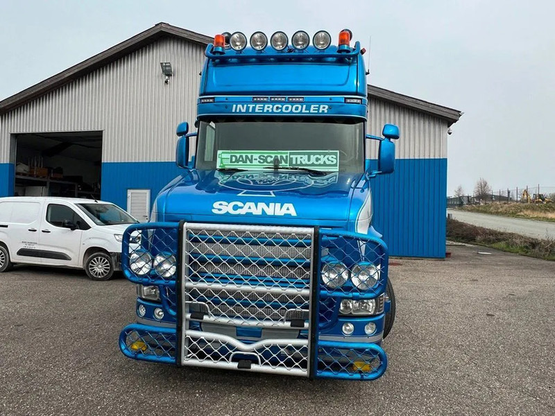 Scania T520 V8 Speciel interior. Air / Air suspension. Opticruise / Retarder .PTO on Engine and gearbox. New Hydr. system. - Vilkikas: foto 5 Scania T520 V8 Speciel interior. Air / Air suspension. Opticruise / Retarder .PTO on Engine and gearbox. New Hydr. system. - Vilkikas: foto 5