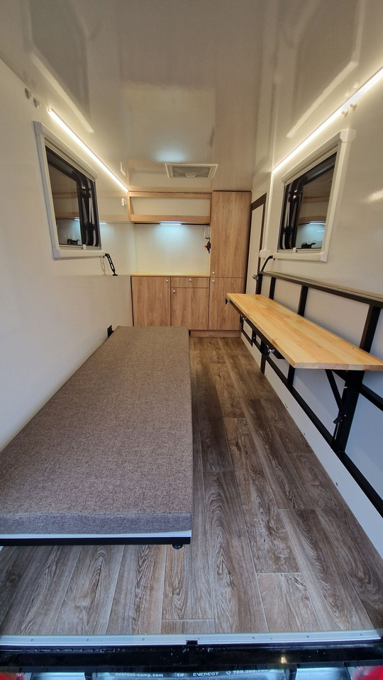 Everest MiniCamp przyczepa kempingowa Ciężarowa towarowa - Prikabinamas namelis: foto 3 Everest MiniCamp przyczepa kempingowa Ciężarowa towarowa - Prikabinamas namelis: foto 3