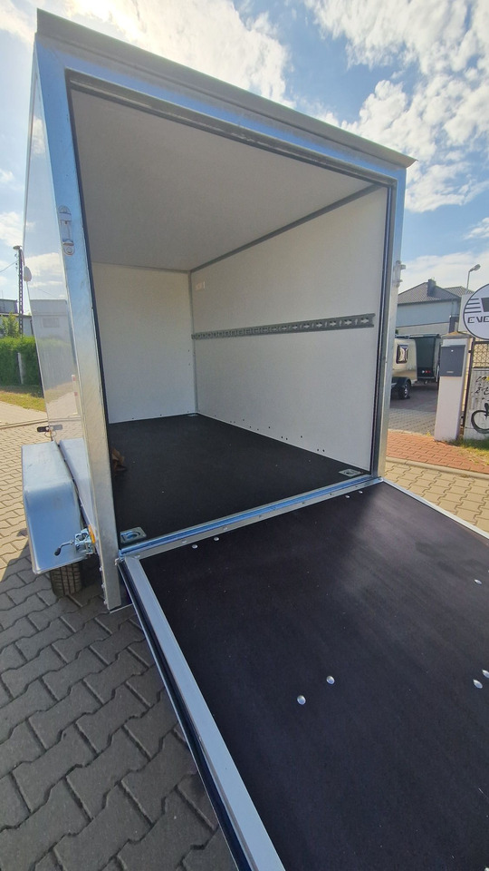 Nowa Przyczepa Furgon Kontener transportowy ABS 250 z rampą - Furgonas priekaba: foto 5 Nowa Przyczepa Furgon Kontener transportowy ABS 250 z rampą - Furgonas priekaba: foto 5