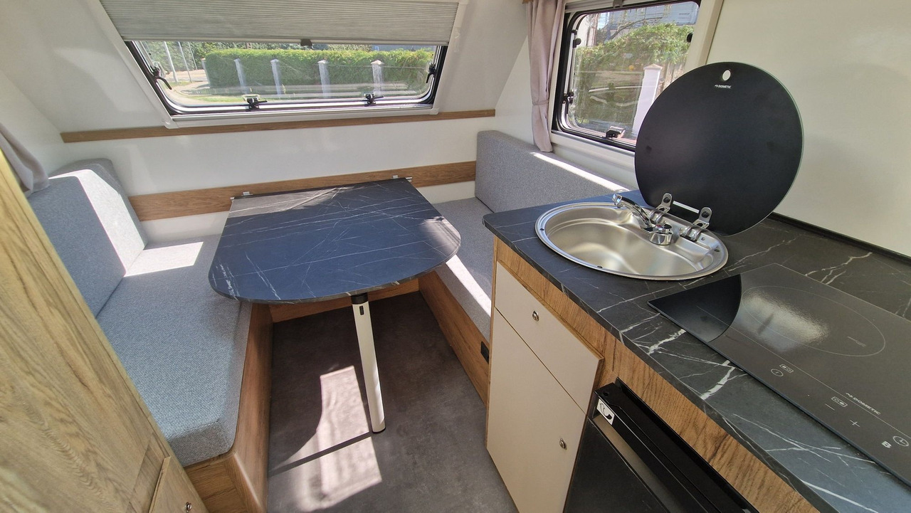 Nowa Przyczepa Kempingowa N-CROSS 2025 bogate wypos. Mega Oferta wyprz - Automobilinė priekaba: foto 2 Nowa Przyczepa Kempingowa N-CROSS 2025 bogate wypos. Mega Oferta wyprz - Automobilinė priekaba: foto 2