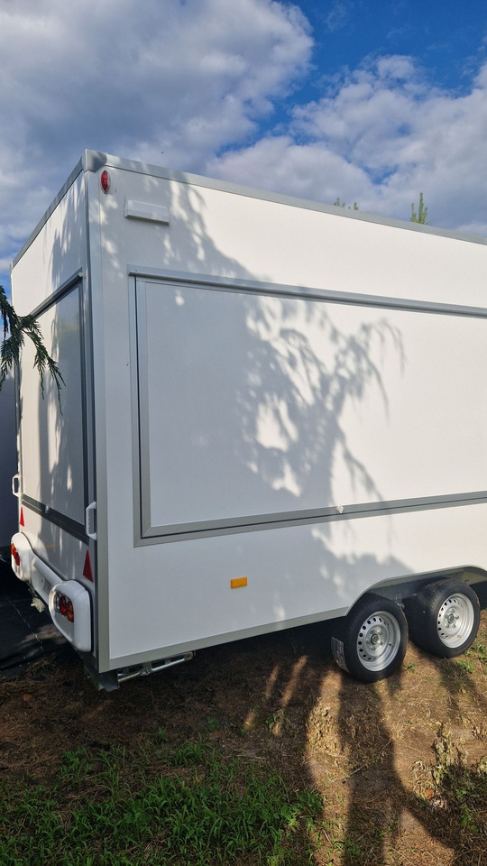 Przyczepa Gastronomiczna Handlowa FoodTruck - Prekybinė priekaba: foto 2 Przyczepa Gastronomiczna Handlowa FoodTruck - Prekybinė priekaba: foto 2