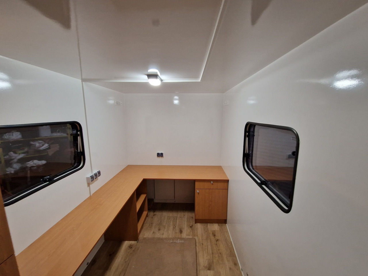 Przyczepa Socjalna Magazyn Budowa Stróżówka Nowa dowolna zabudowa - Buitinis konteineris, Priekaba: foto 5 Przyczepa Socjalna Magazyn Budowa Stróżówka Nowa dowolna zabudowa - Buitinis konteineris, Priekaba: foto 5