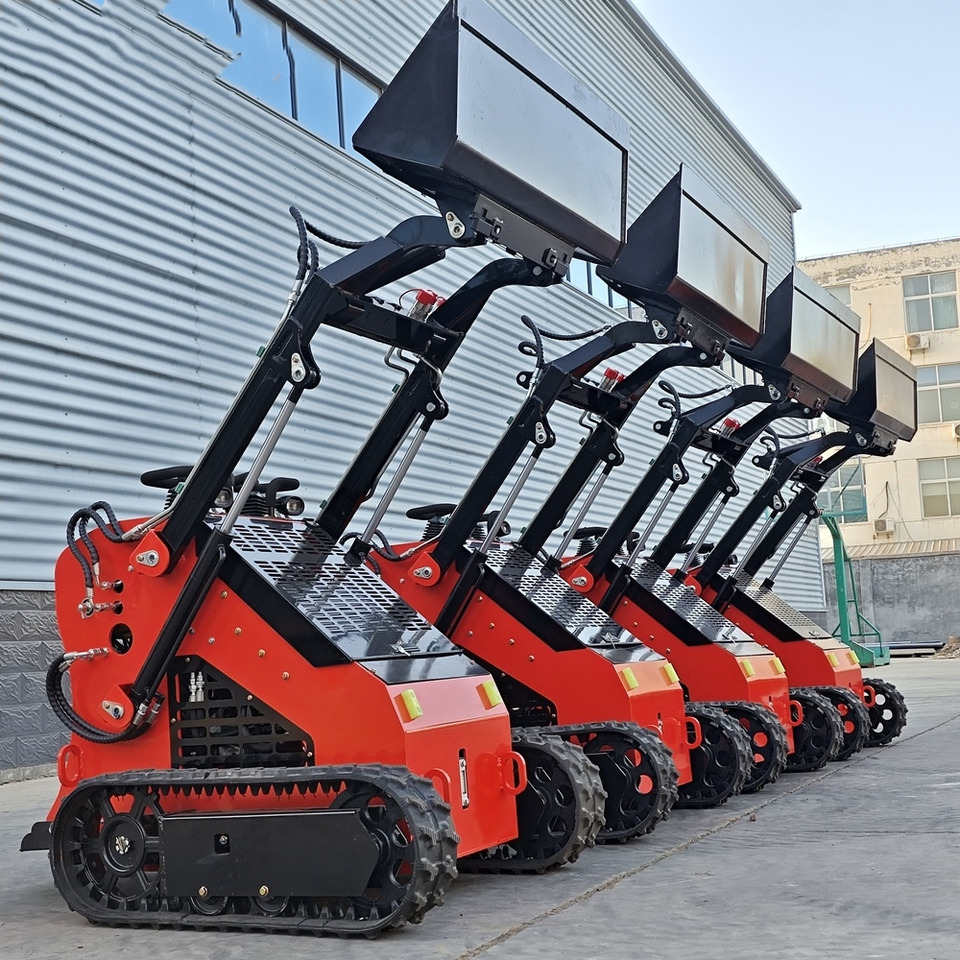 LEZUM Free Shipping Mini Skid Steer Loader Compact Track Electric/Diesel Chinese Mini Skid Steer Loader For Sale With Mini Skid Steer Attachments 4 In 1 Bucket - Mini krautuvas: foto 3 LEZUM Free Shipping Mini Skid Steer Loader Compact Track Electric/Diesel Chinese Mini Skid Steer Loader For Sale With Mini Skid Steer Attachments 4 In 1 Bucket - Mini krautuvas: foto 3