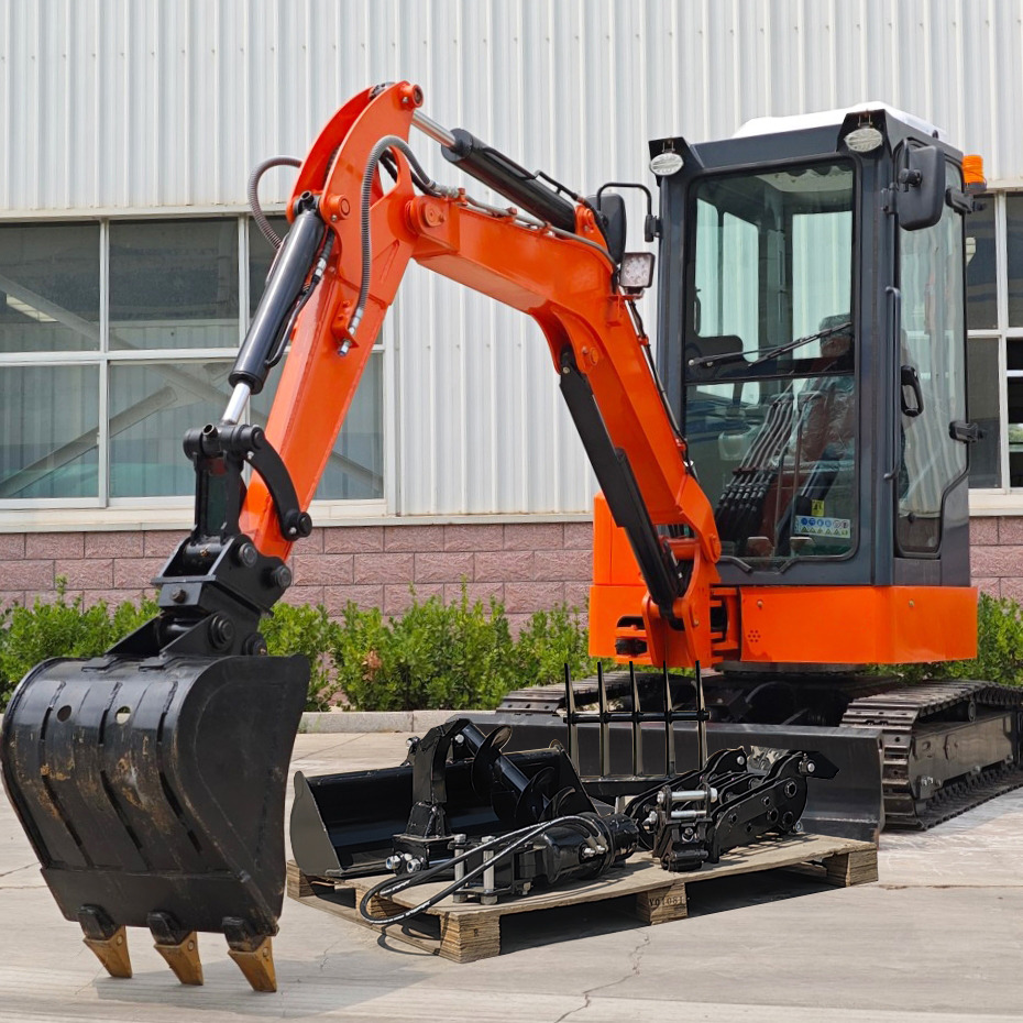 LEZUM Mini Excavator CE Certification Kubota Engine(Factory Outlet) Mini Pelle Minibagger Minikoparka Miniexcavadora - Mini ekskavatorius: foto 2 LEZUM Mini Excavator CE Certification Kubota Engine(Factory Outlet) Mini Pelle Minibagger Minikoparka Miniexcavadora - Mini ekskavatorius: foto 2