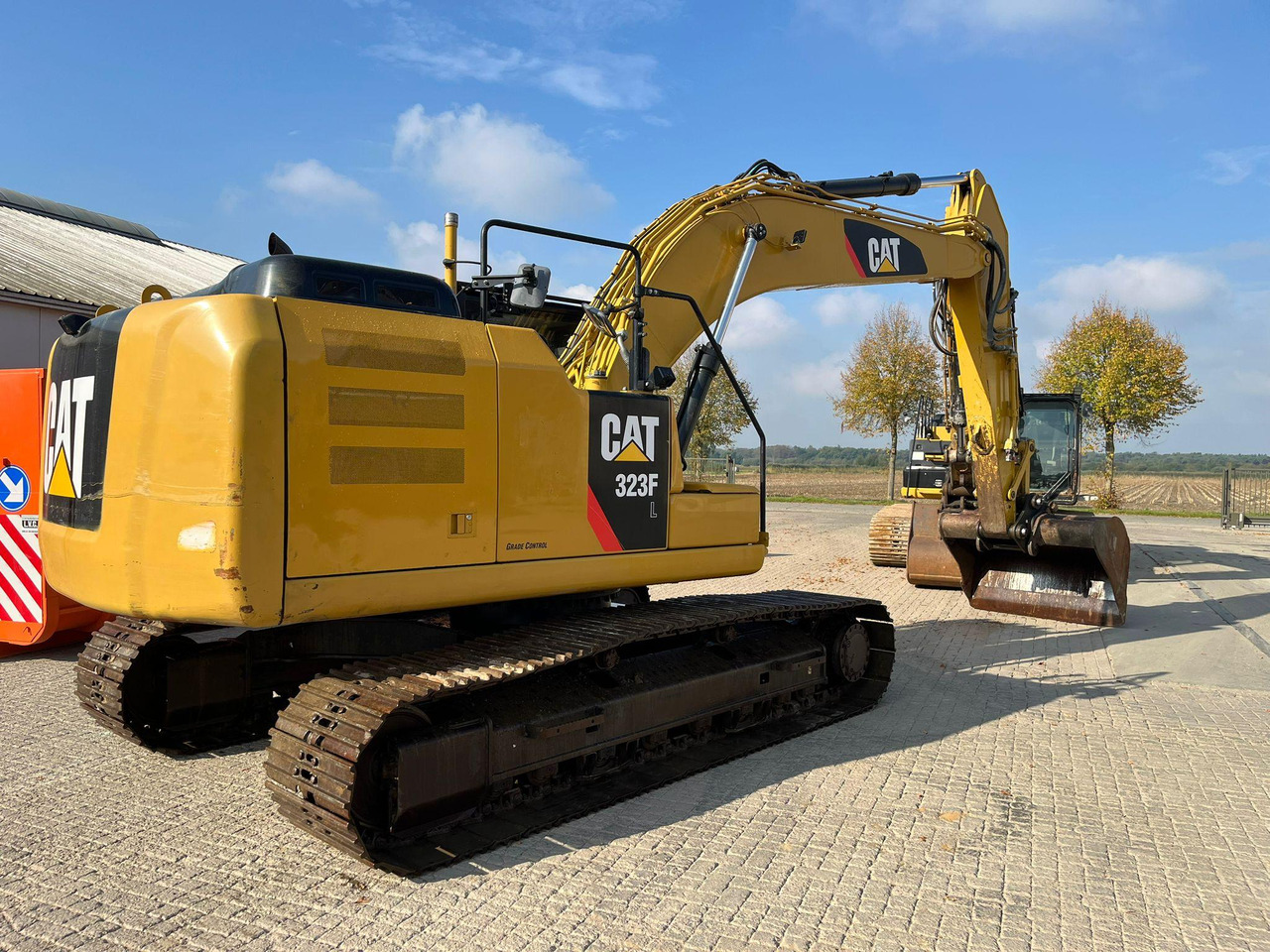 Caterpillar 323FL - Vikšrinis ekskavatorius: foto 3 Caterpillar 323FL - Vikšrinis ekskavatorius: foto 3