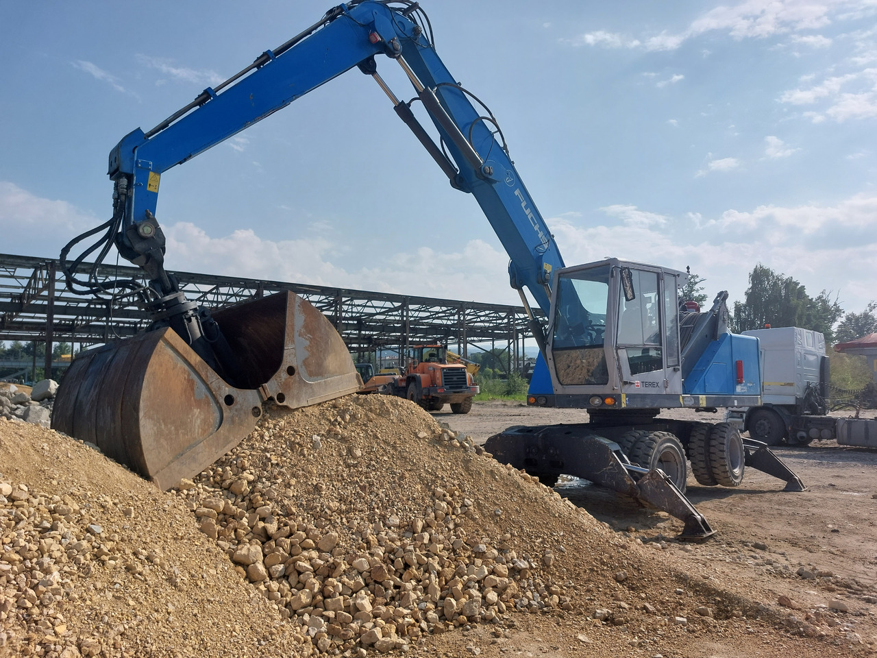 FUCHS MHL320 - Ekskavatorius su ilga strėle: foto 5 FUCHS MHL320 - Ekskavatorius su ilga strėle: foto 5