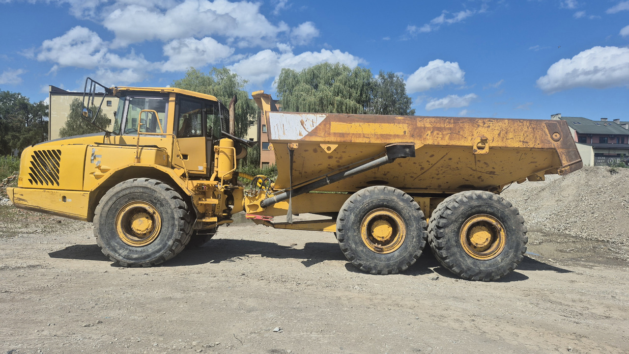 VOLVO A30D - Šarnyrinis savivartis: foto 2 VOLVO A30D - Šarnyrinis savivartis: foto 2