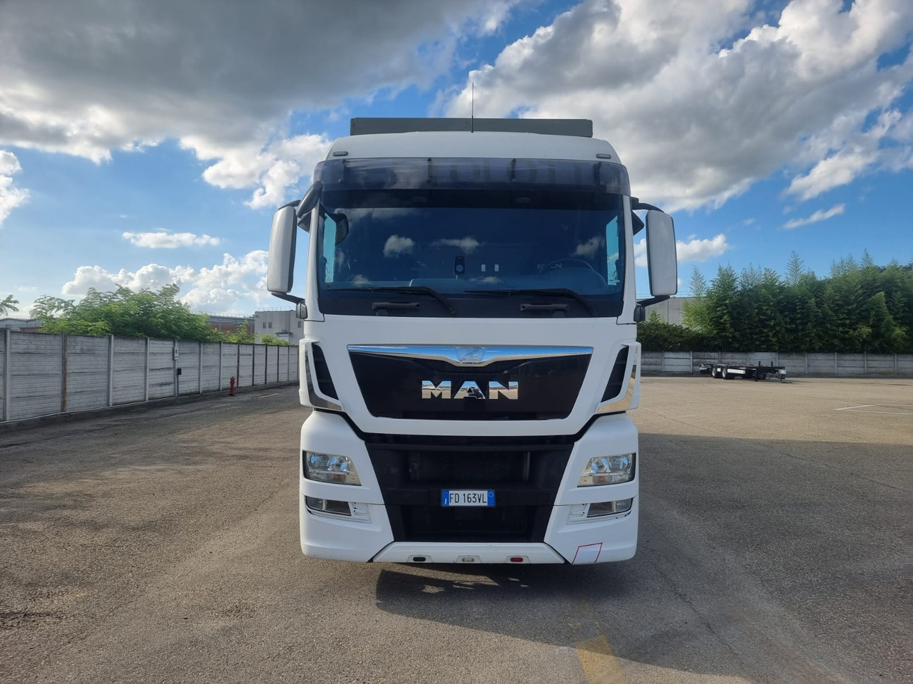 AUTOCARRO PORTACASSE - 2016 - 781000 km MAN TGX 26.440 6x2 - Tentinis sunkvežimis, Tentinė priekaba: foto 5 AUTOCARRO PORTACASSE - 2016 - 781000 km MAN TGX 26.440 6x2 - Tentinis sunkvežimis, Tentinė priekaba: foto 5