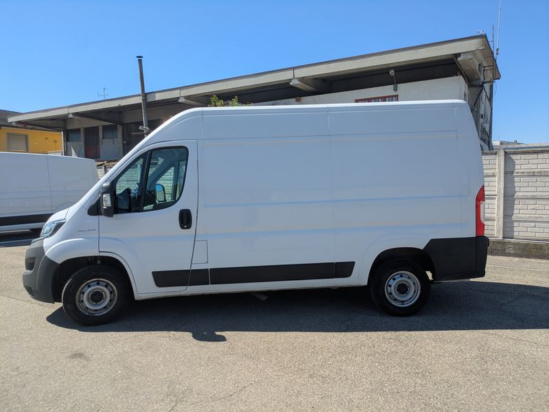 Furgone FIAT Ducato - 2021 furgone alto corto (L3H3) - Krovininis mikroautobusas: foto 3 Furgone FIAT Ducato - 2021 furgone alto corto (L3H3) - Krovininis mikroautobusas: foto 3