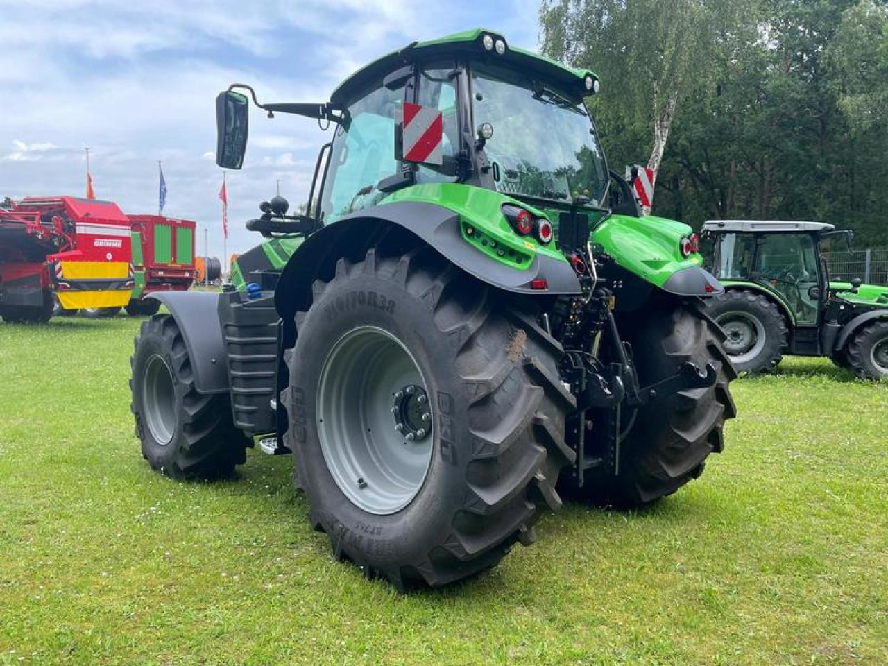 Deutz-Fahr 6210 PSHIFT AKTIONSPREIS!! - Traktorius: foto 3 Deutz-Fahr 6210 PSHIFT AKTIONSPREIS!! - Traktorius: foto 3