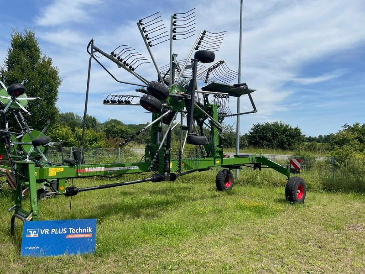 Fendt FORMER 1603 AKTION - Šieno grėblys/ Vartytuvas: foto 1 Fendt FORMER 1603 AKTION - Šieno grėblys/ Vartytuvas: foto 1