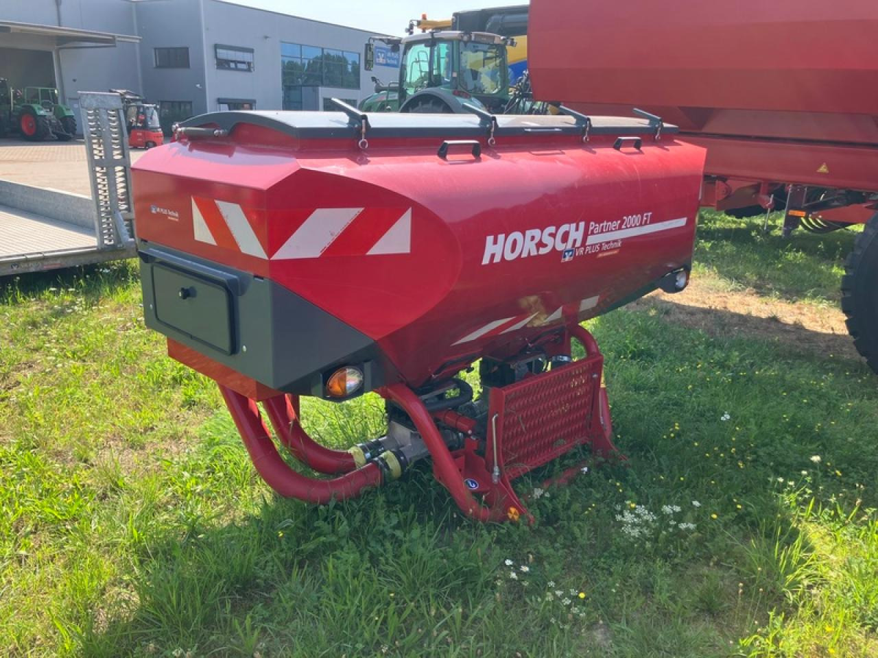 Horsch PARTNER 2000 FRONTTANK - Trąšų barstytuvas: foto 4 Horsch PARTNER 2000 FRONTTANK - Trąšų barstytuvas: foto 4
