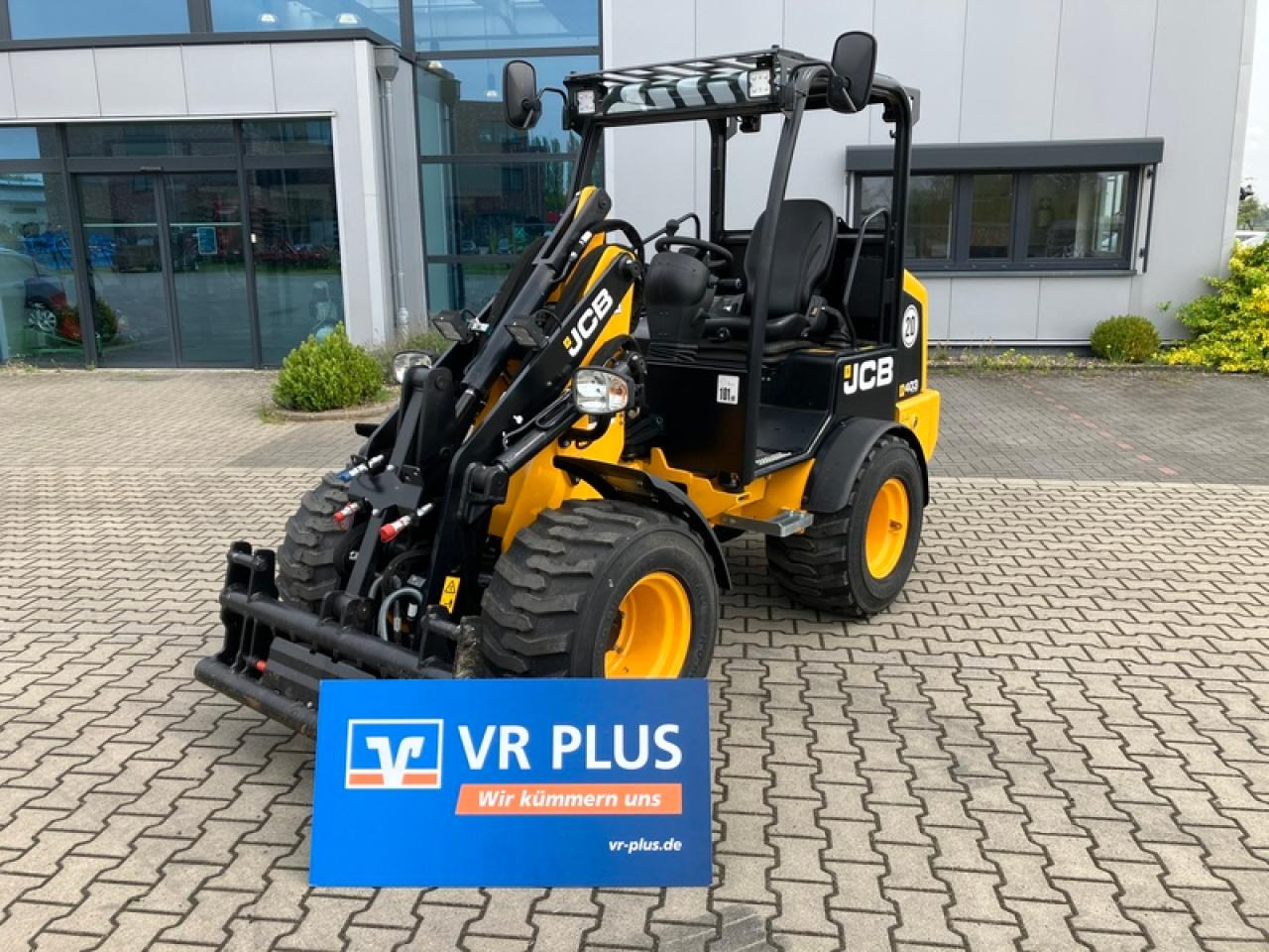 JCB 403 AGRI SMART POWER EURO-AUFNAHME - Ratinis krautuvas: foto 1 JCB 403 AGRI SMART POWER EURO-AUFNAHME - Ratinis krautuvas: foto 1