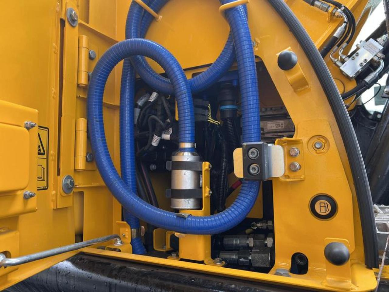 JCB JS145W - Ratinis ekskavatorius: foto 3 JCB JS145W - Ratinis ekskavatorius: foto 3