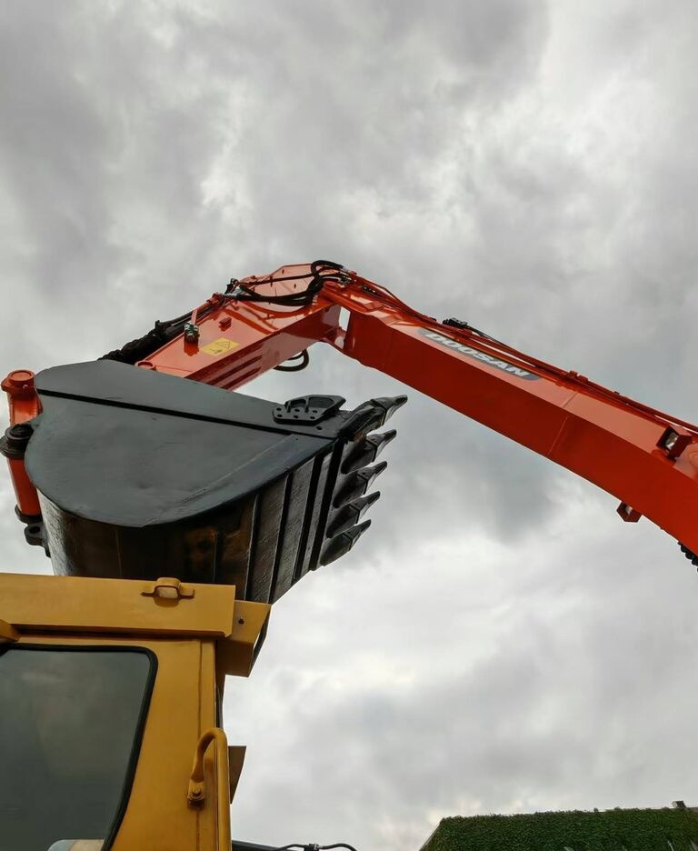 Doosan DX340 - Vikšrinis ekskavatorius: foto 3 Doosan DX340 - Vikšrinis ekskavatorius: foto 3