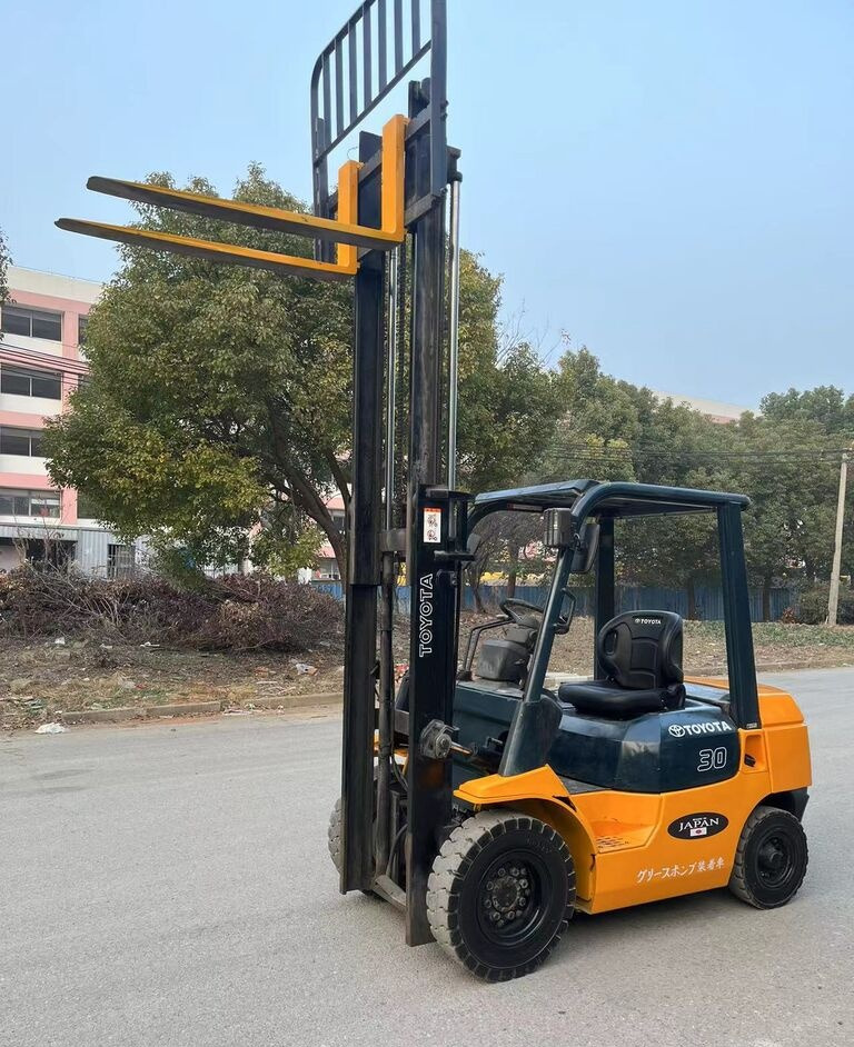 Toyota 7FD30 8FD30 7FD35 3ton 5ton forklift for sale - Dyzelinis krautuvas: foto 1 Toyota 7FD30 8FD30 7FD35 3ton 5ton forklift for sale - Dyzelinis krautuvas: foto 1
