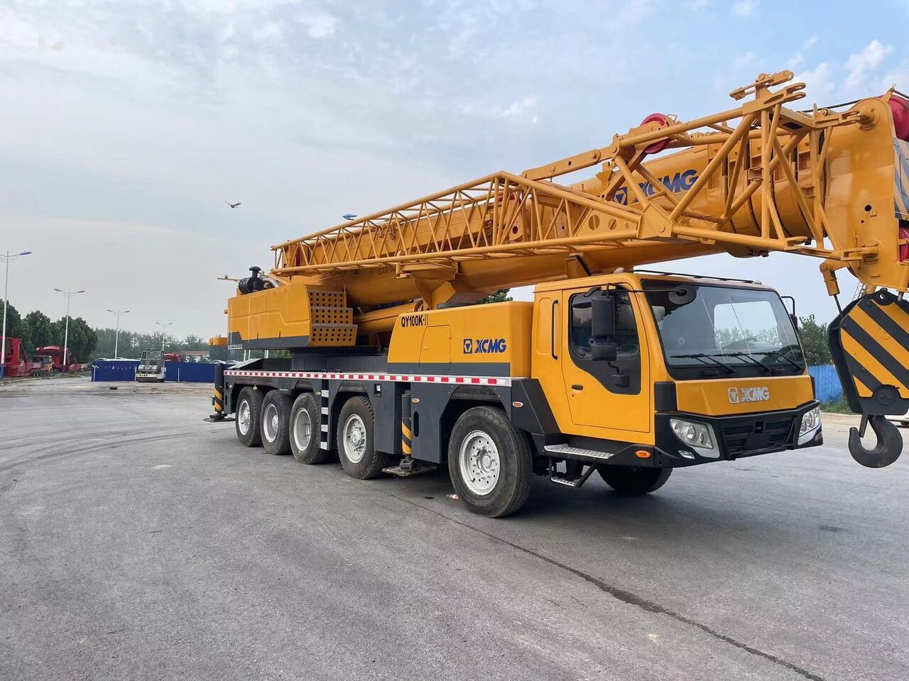 XCMG QY90K QY100K-II 90T 100T 90ton 100ton 80 70 50 - Autokranas: foto 2 XCMG QY90K QY100K-II 90T 100T 90ton 100ton 80 70 50 - Autokranas: foto 2