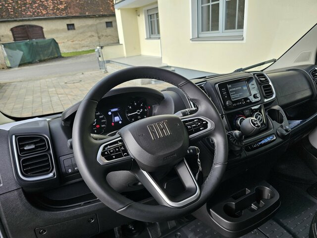 FIAT Ducato 35 L3H2 MAXI 13m³ 180 teilverglast... - Krovininis mikroautobusas: foto 4 FIAT Ducato 35 L3H2 MAXI 13m³ 180 teilverglast... - Krovininis mikroautobusas: foto 4