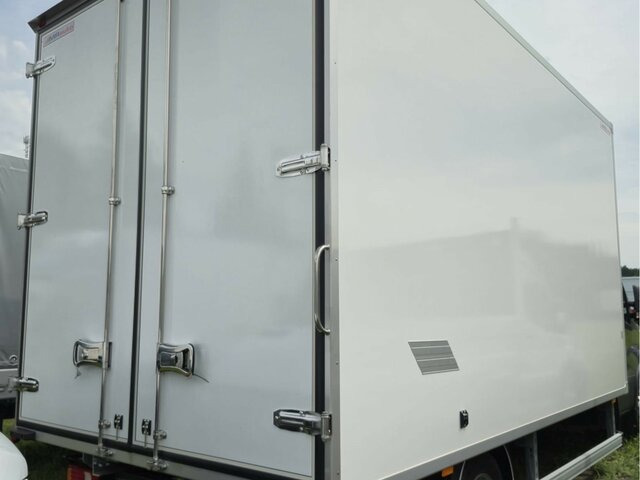 IVECO Daily 35S18 3.0 Koffer Voll-LED Navigation - Furgonas su krovinių dėže: foto 3 IVECO Daily 35S18 3.0 Koffer Voll-LED Navigation - Furgonas su krovinių dėže: foto 3
