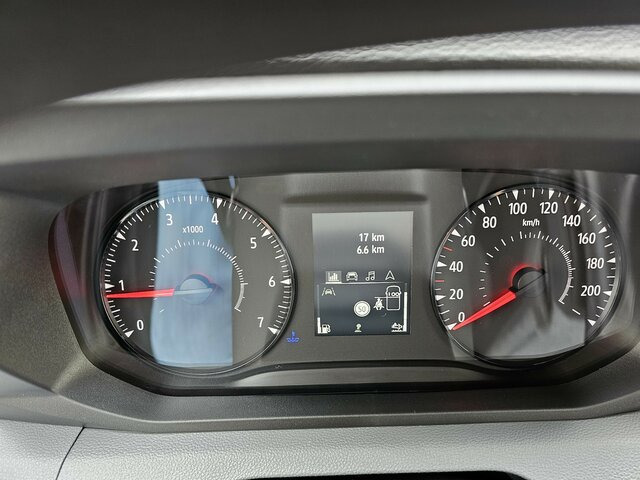 RENAULT Master 170 Koffer LED Kamera 2,33 Höhe sofort! - Furgonas su krovinių dėže: foto 4 RENAULT Master 170 Koffer LED Kamera 2,33 Höhe sofort! - Furgonas su krovinių dėže: foto 4