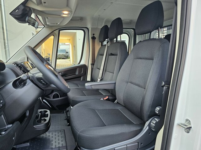 FIAT Ducato MAXI Serie 9.2 2025 DOKA 3-Seitenkiipper - Sunkvežimis: foto 5 FIAT Ducato MAXI Serie 9.2 2025 DOKA 3-Seitenkiipper - Sunkvežimis: foto 5