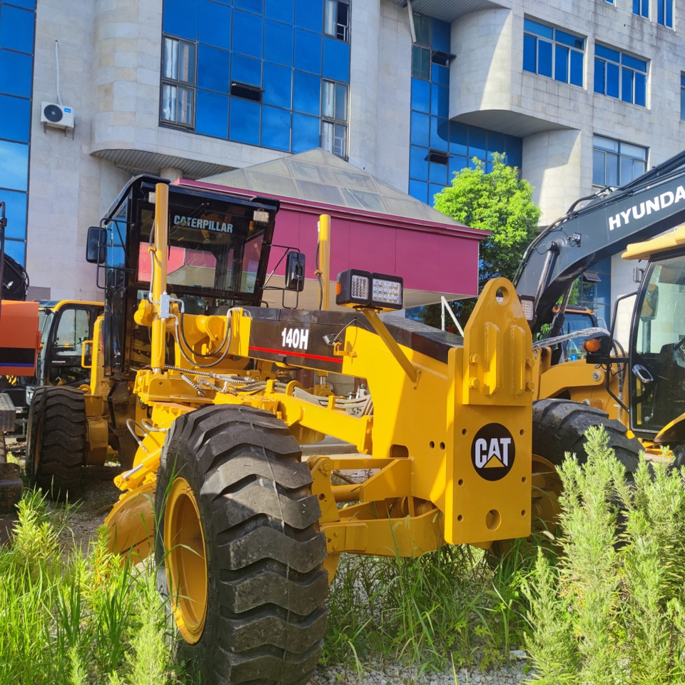 CAT 140H Grader - Greideris: foto 3 CAT 140H Grader - Greideris: foto 3
