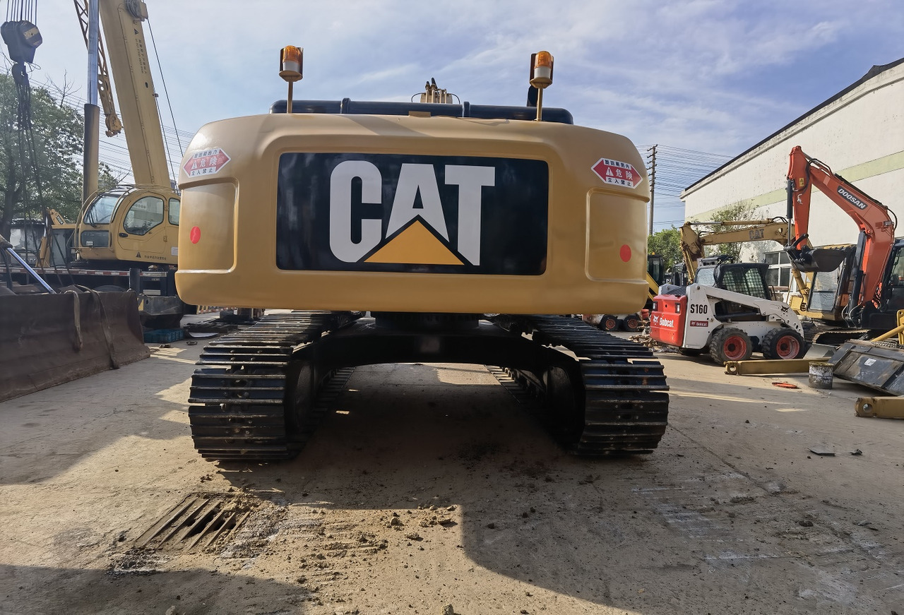 CAT 330D excavators - Vikšrinis ekskavatorius: foto 5 CAT 330D excavators - Vikšrinis ekskavatorius: foto 5