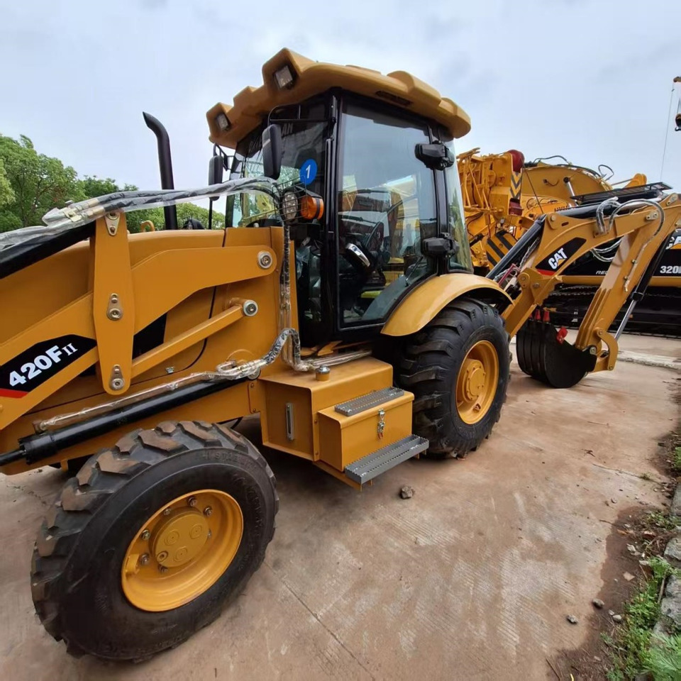 CAT 420F Backhoe Loader - Ekskavatorius-krautuvas: foto 4 CAT 420F Backhoe Loader - Ekskavatorius-krautuvas: foto 4