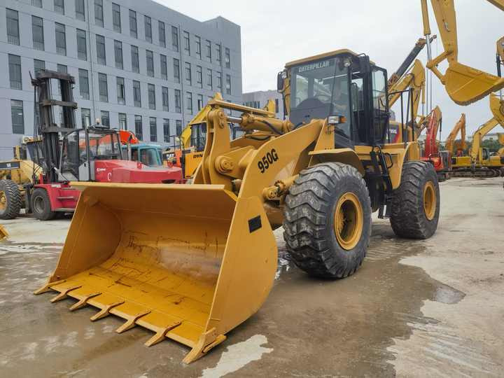 CAT 950G - Ratinis krautuvas: foto 1 CAT 950G - Ratinis krautuvas: foto 1