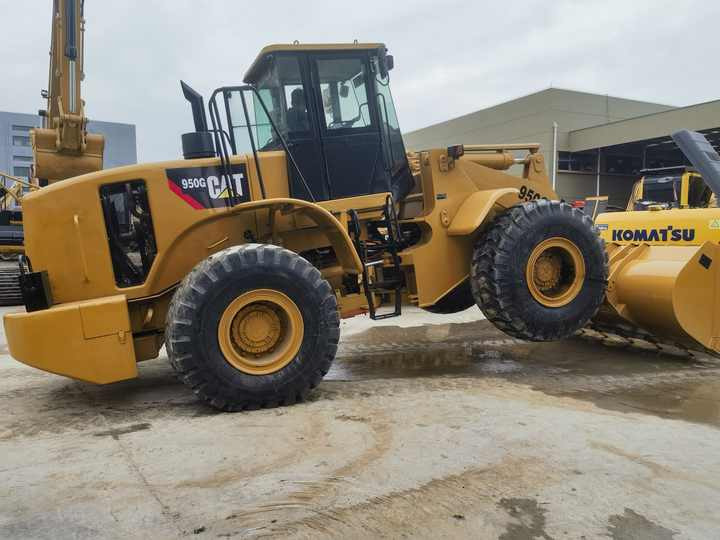 CAT 950G - Ratinis krautuvas: foto 2 CAT 950G - Ratinis krautuvas: foto 2