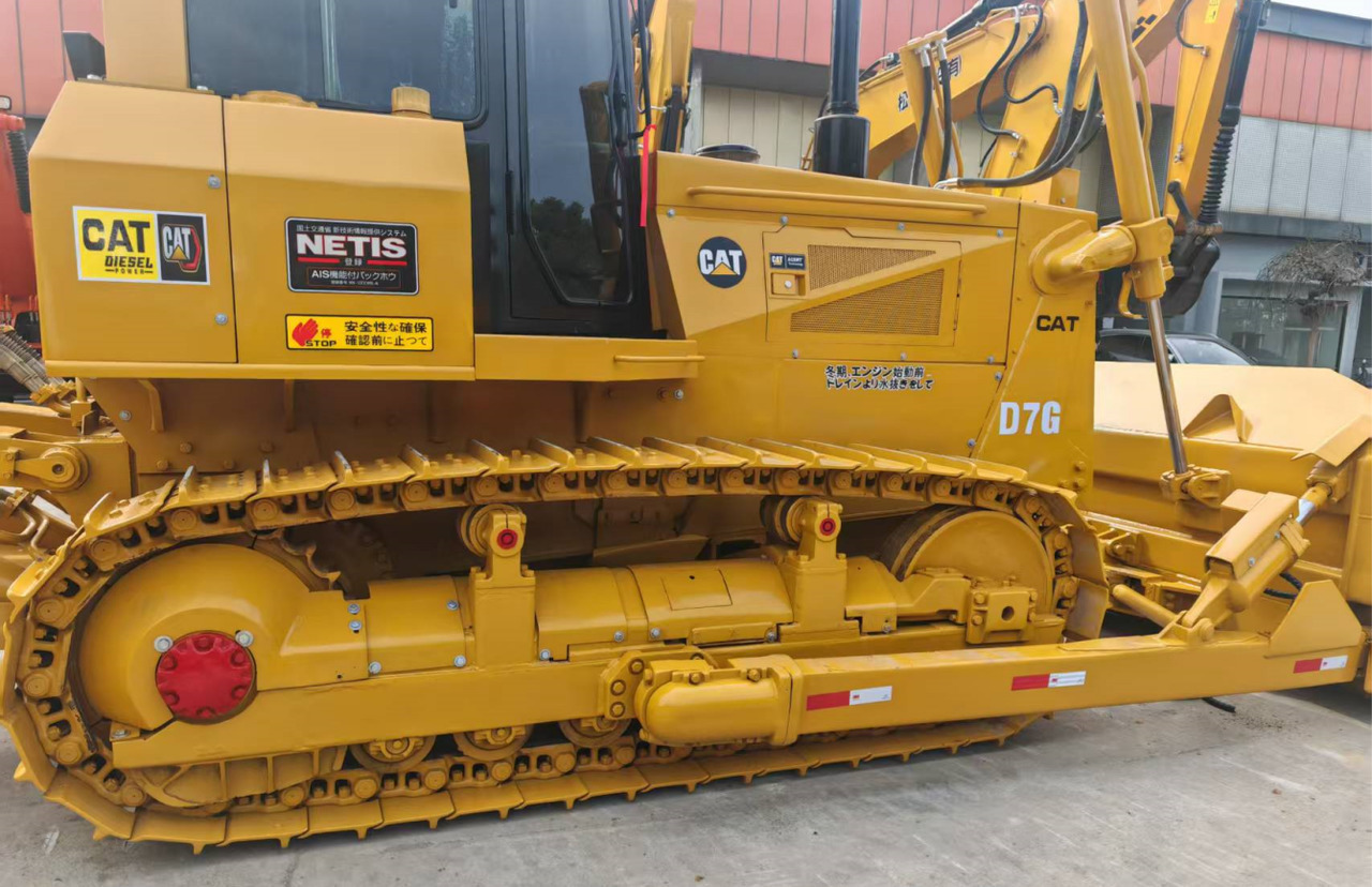 CAT D7G Bulldozer - Buldozeris: foto 4 CAT D7G Bulldozer - Buldozeris: foto 4