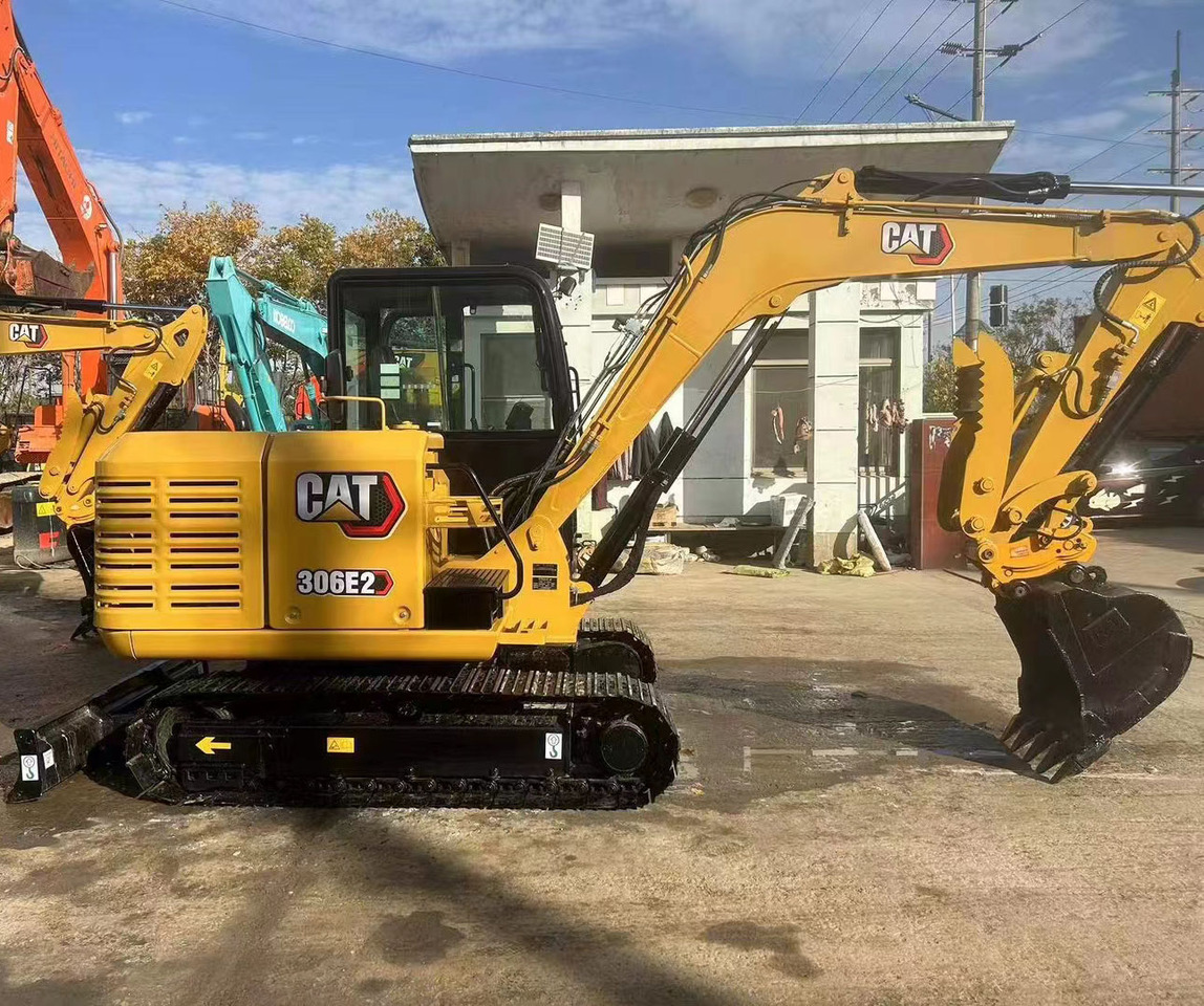 CATERPILLAR CAT 306E2 TRACKED EXCAVATOR - Mini ekskavatorius: foto 1 CATERPILLAR CAT 306E2 TRACKED EXCAVATOR - Mini ekskavatorius: foto 1