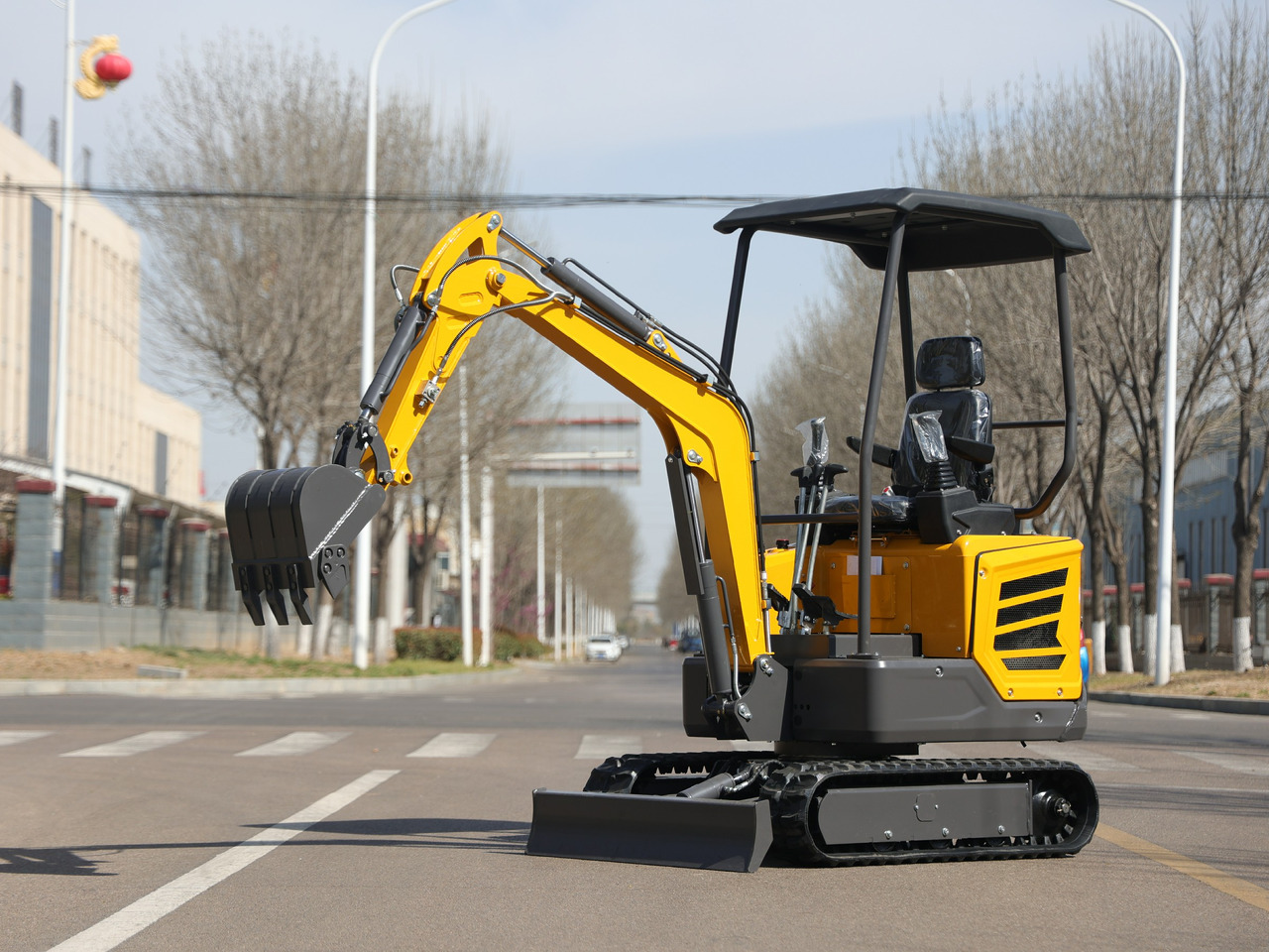 CHINA Mini digger 1.5 ton excavator - Mini ekskavatorius: foto 3 CHINA Mini digger 1.5 ton excavator - Mini ekskavatorius: foto 3