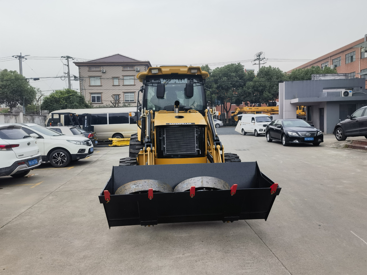 Cat 420F backhoe loader - Ekskavatorius-krautuvas: foto 4 Cat 420F backhoe loader - Ekskavatorius-krautuvas: foto 4
