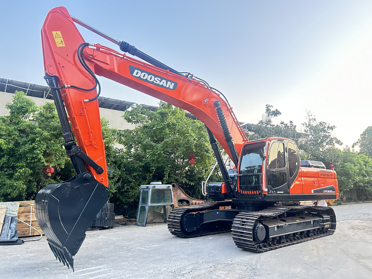 Doosan DX300LC Crawler Excavator - Vikšrinis ekskavatorius: foto 1 Doosan DX300LC Crawler Excavator - Vikšrinis ekskavatorius: foto 1