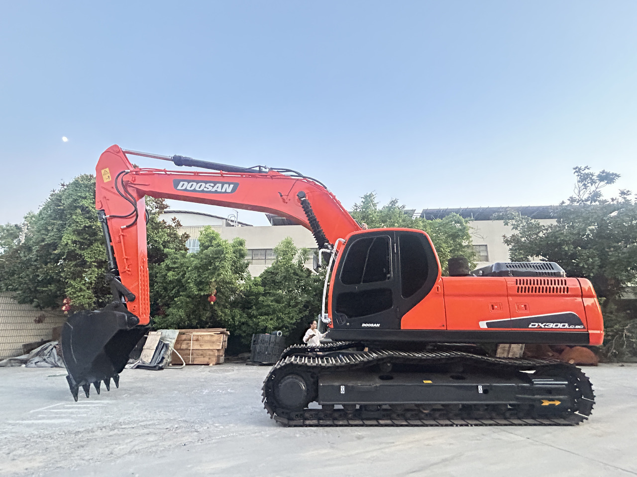 Doosan DX300LC Crawler Excavator - Vikšrinis ekskavatorius: foto 5 Doosan DX300LC Crawler Excavator - Vikšrinis ekskavatorius: foto 5
