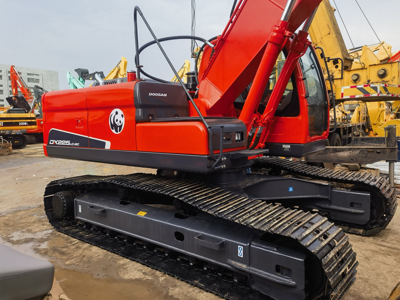 Doosan Dx225 Crawler Excavator - Vikšrinis ekskavatorius: foto 3 Doosan Dx225 Crawler Excavator - Vikšrinis ekskavatorius: foto 3