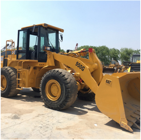 High quality and low working hours in stock used CAT 950G wheel loader used cat 950g wheel loader on stock - Buldozeris: foto 1 High quality and low working hours in stock used CAT 950G wheel loader used cat 950g wheel loader on stock - Buldozeris: foto 1