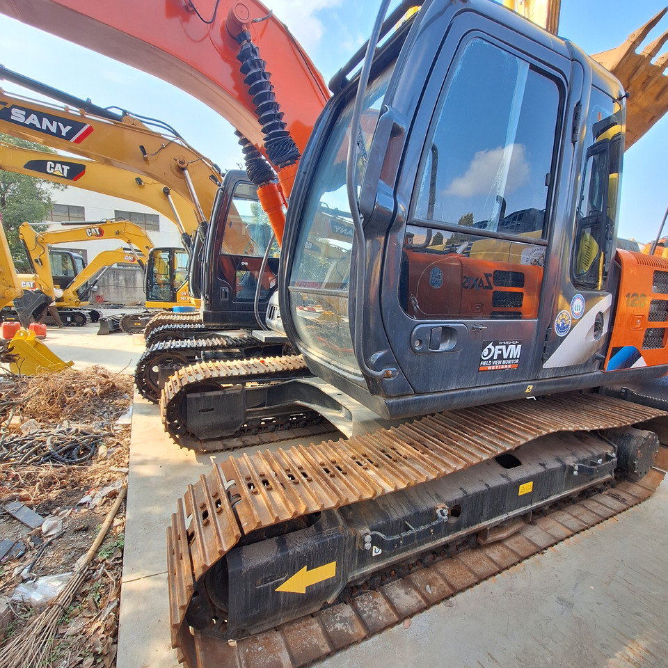 Hitachi ZX120-6 excavator - Vikšrinis ekskavatorius: foto 2 Hitachi ZX120-6 excavator - Vikšrinis ekskavatorius: foto 2