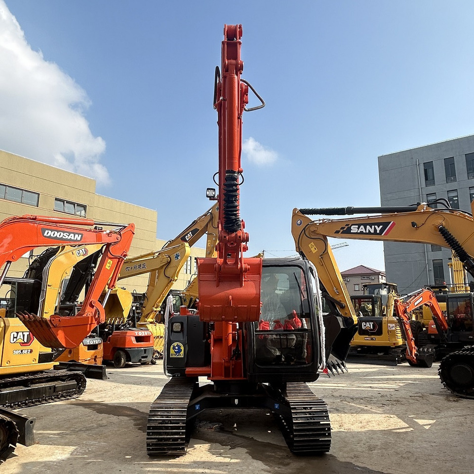 Hitachi ZX70 Excavator - Mini ekskavatorius: foto 4 Hitachi ZX70 Excavator - Mini ekskavatorius: foto 4