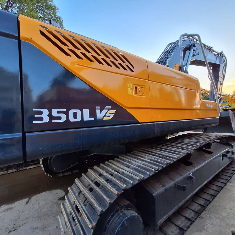 Hyundai 350LVS excavator - Ratinis ekskavatorius: foto 3 Hyundai 350LVS excavator - Ratinis ekskavatorius: foto 3