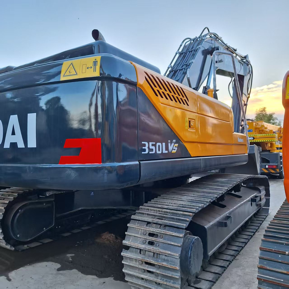 Hyundai 350LVS excavator - Ratinis ekskavatorius: foto 3 Hyundai 350LVS excavator - Ratinis ekskavatorius: foto 3