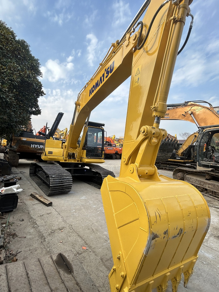 KOMATSU PC210-8 EXCAVATOR - Vikšrinis ekskavatorius: foto 5 KOMATSU PC210-8 EXCAVATOR - Vikšrinis ekskavatorius: foto 5