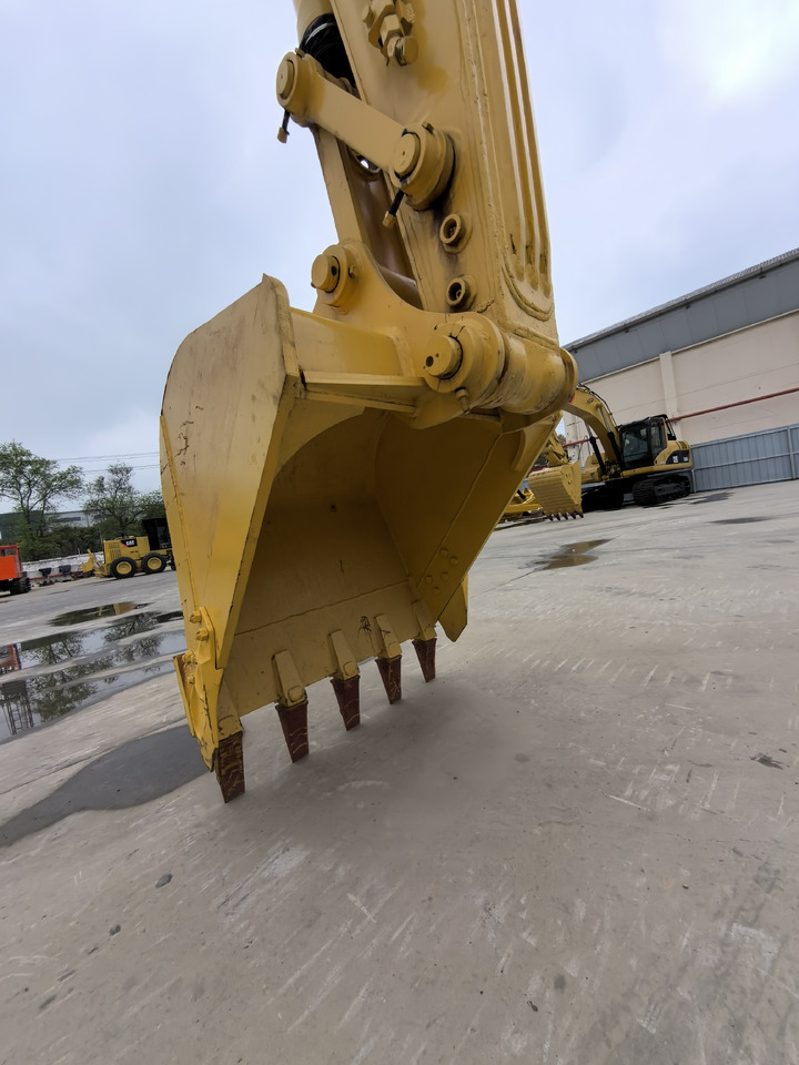 Komatsu PC 220-8 Excavator - Vikšrinis ekskavatorius: foto 5 Komatsu PC 220-8 Excavator - Vikšrinis ekskavatorius: foto 5