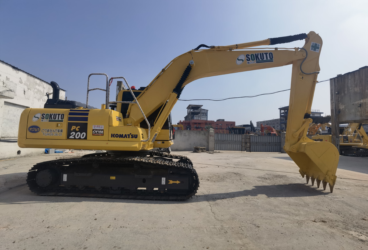 Komatsu PC200-8 Excavator - Vikšrinis ekskavatorius: foto 2 Komatsu PC200-8 Excavator - Vikšrinis ekskavatorius: foto 2