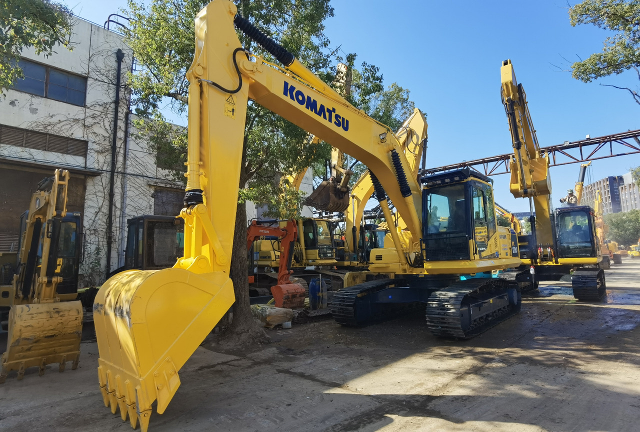 Komatsu PC200-8 Excavator - Vikšrinis ekskavatorius: foto 3 Komatsu PC200-8 Excavator - Vikšrinis ekskavatorius: foto 3