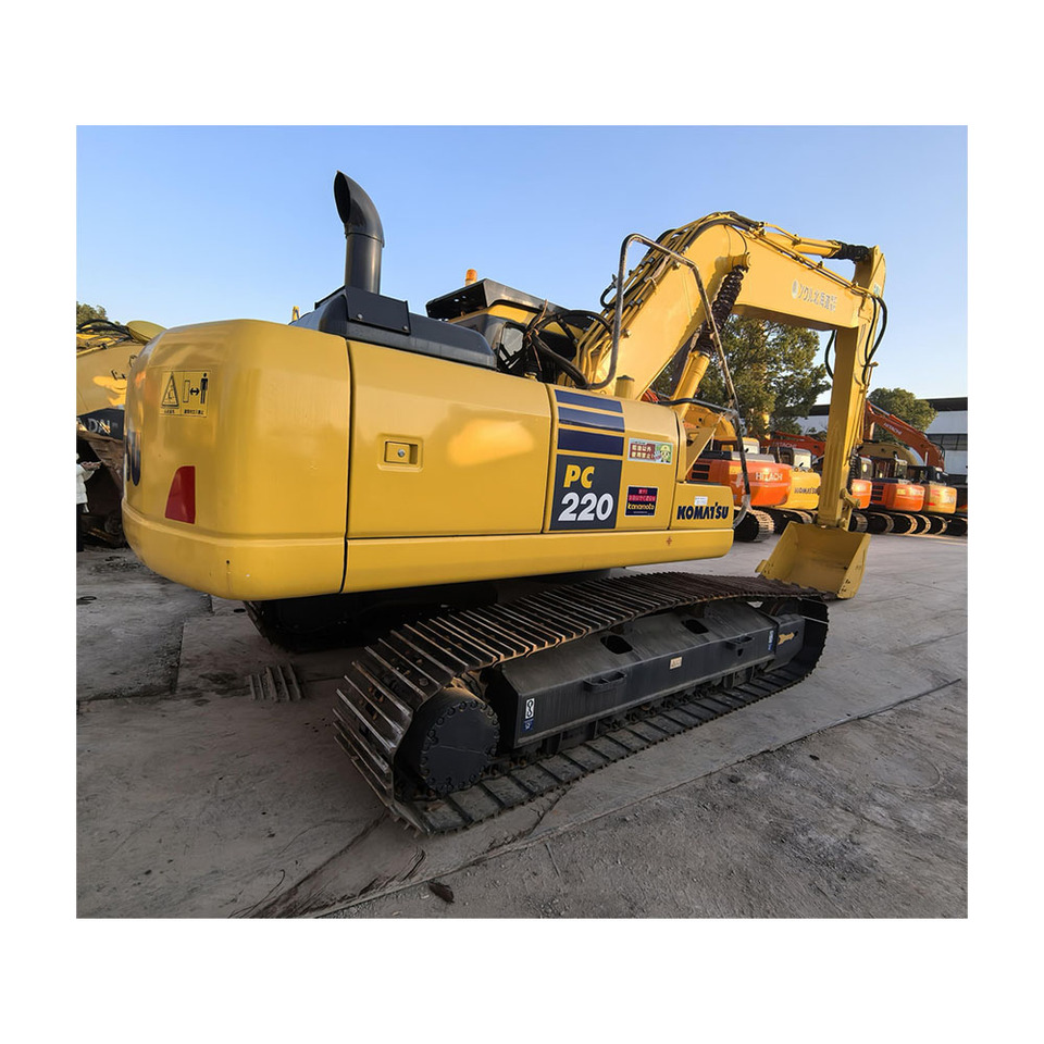 Komatsu PC220-7 - Vikšrinis ekskavatorius: foto 1 Komatsu PC220-7 - Vikšrinis ekskavatorius: foto 1