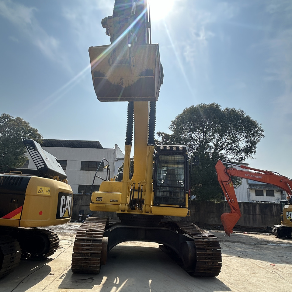 Komatsu PC400 -8 - Vikšrinis ekskavatorius: foto 4 Komatsu PC400 -8 - Vikšrinis ekskavatorius: foto 4